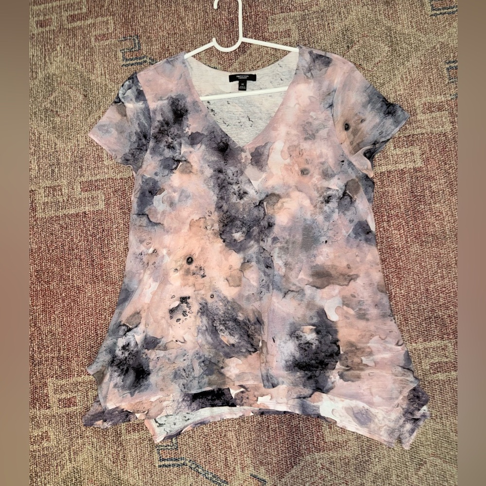 Simply Vera floral tie-dye top asymmetrical hem cap sleeve size med